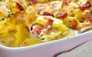 Картофельная запеканка с сосисками и сыром