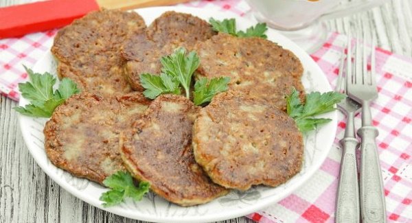 Котлеты из печени свиной. Рецепты, чтобы были мягкими в духовке, мультиварке, на пару