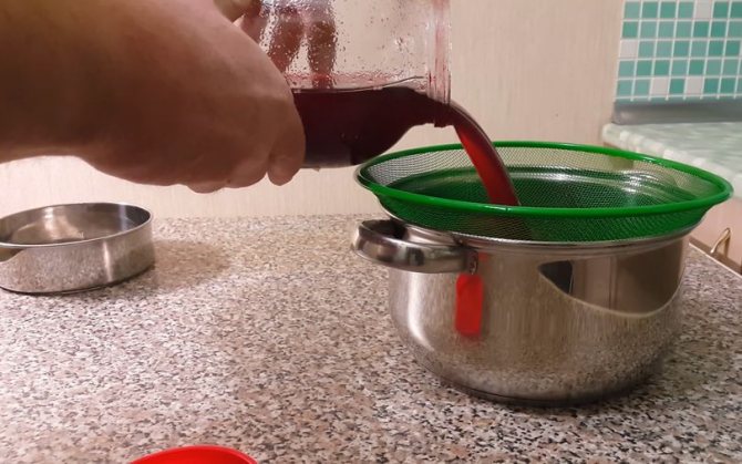 Настойка на клюкве с водкой и спиртом в домашних условиях: пошаговые рецепты