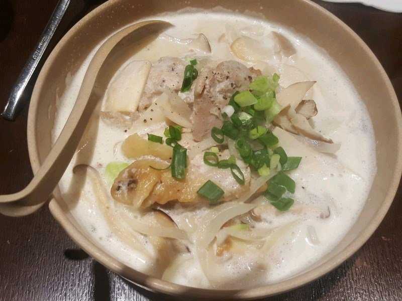 сливочная лапша с курицей и грибами